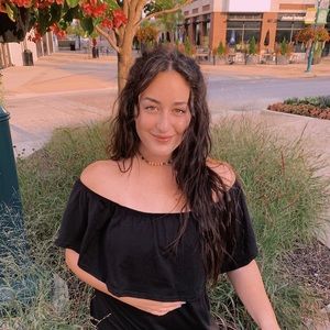 Meet your Posher, Faith